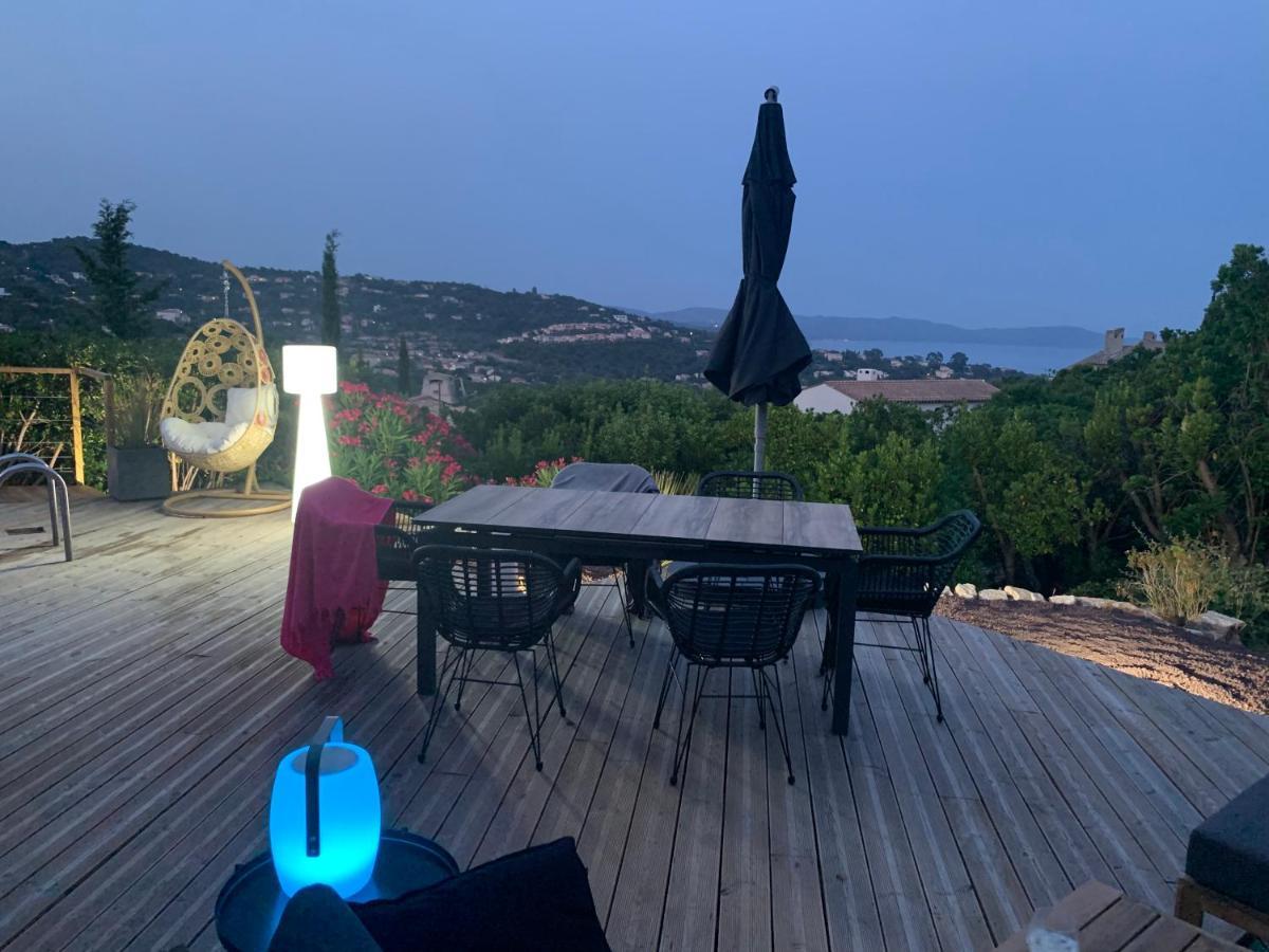 Villa Perla Saint-Tropez Cavalaire Sur Mer, 3-5 Chambres, Vue Mer, Piscine Chauffee Avril A Octobre Exterior photo
